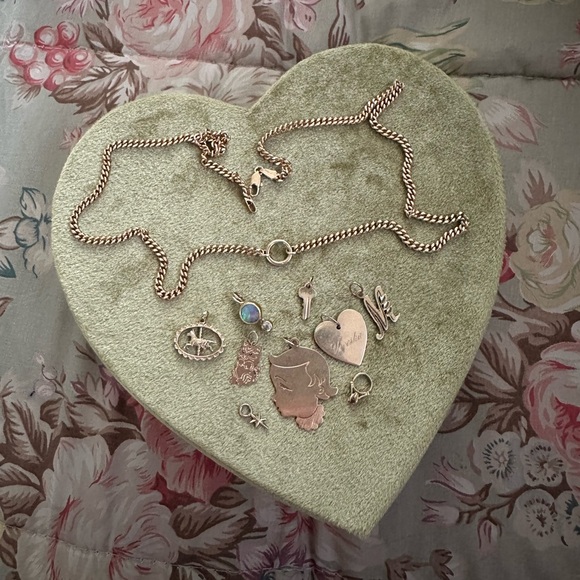 Catbird Jewelry - Vintage 9k ct yellow gold curb carabiner and catbird charm holder chain necklace